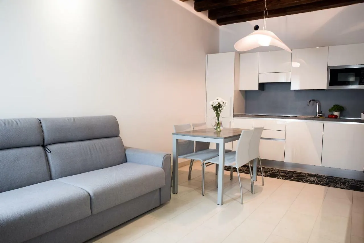 Venetian Mood Private Apartment Italia